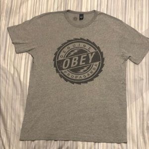 OBEY T-Shirt XL